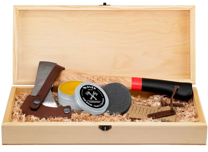 Rheinland Hatchet Bushcraft Gift Set in Wooden Box